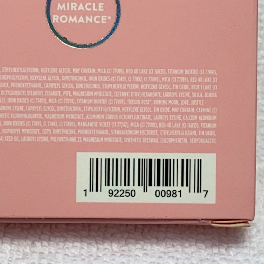 NWT BOXED SAILOR MOON COLOURPOP EYESHADOW PALETTE - Picture 7 of 7